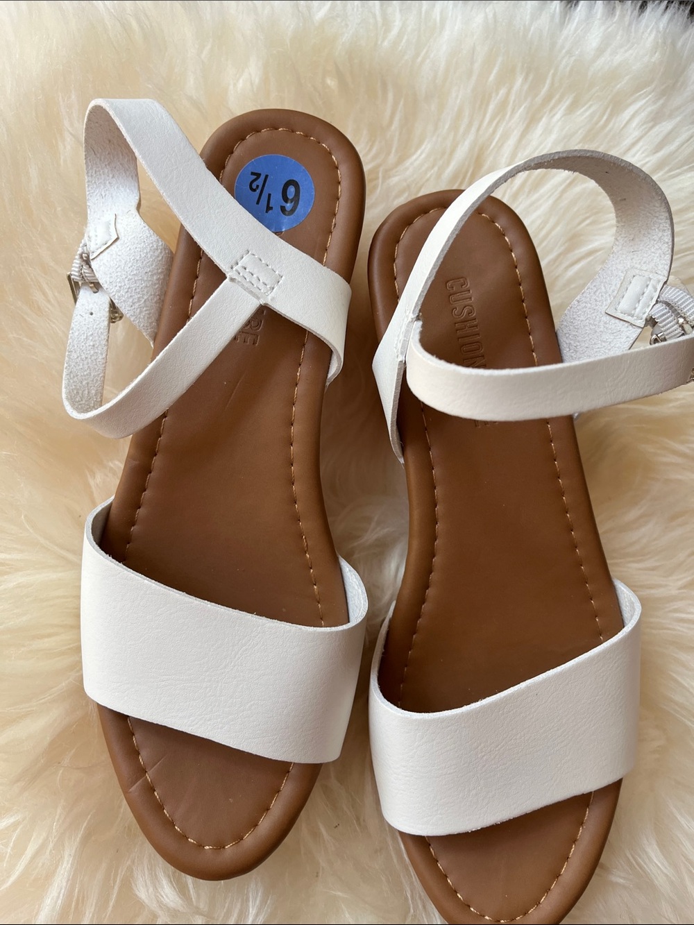 Cushionaire: Women’s White Slingback Sandals - Cushioned Footbed